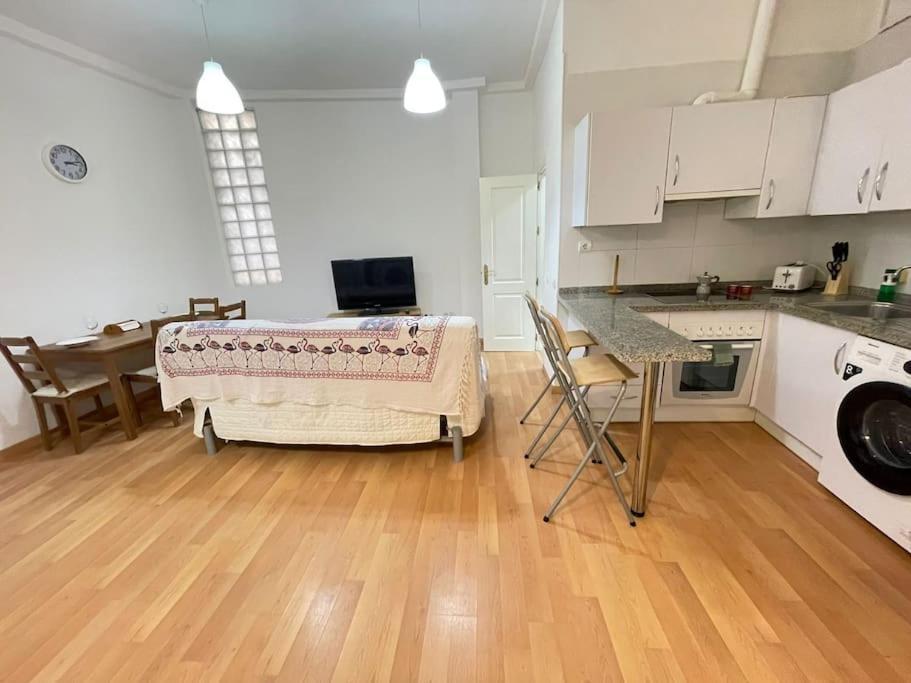Nice Flat In Atarazanas - Souv マラガ エクステリア 写真