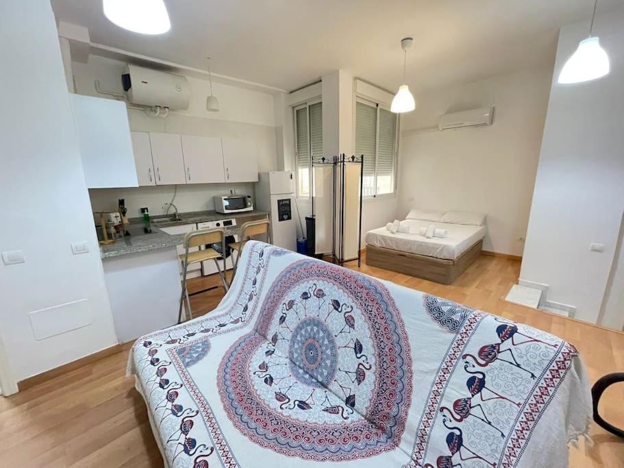 Nice Flat In Atarazanas - Souv マラガ エクステリア 写真
