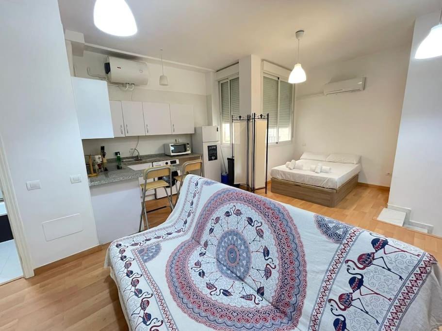 Nice Flat In Atarazanas - Souv マラガ エクステリア 写真