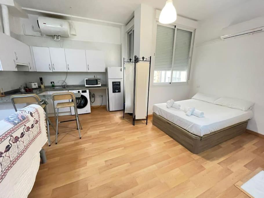 Nice Flat In Atarazanas - Souv マラガ エクステリア 写真